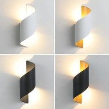 Modern LED Wandleuchte